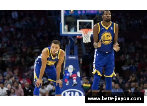 库里与汤普森默契配合，勇士队再次成为总冠军热门